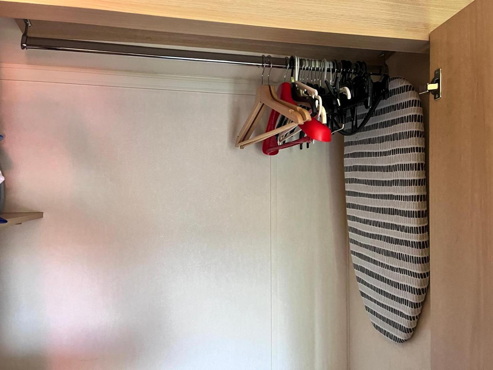 Van Number 123 Beautiful Caravan Sleeps 4 Aberystwyth Eksteriør billede